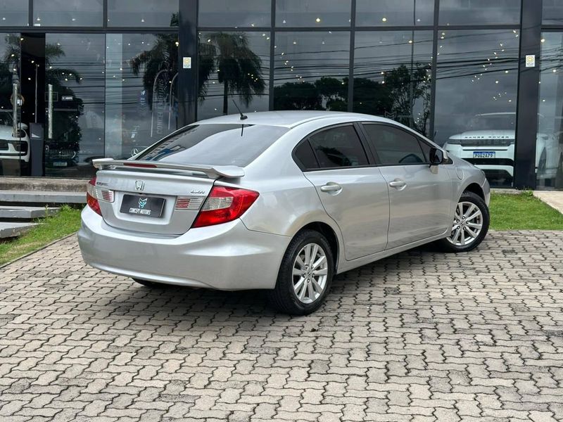 Honda Civic Sedan LXS 1.8/1.8 Flex 16V Mec 4p 2014/2014 CONCEPT MOTORS PASSO FUNDO / Carros no Vale Honda Civic Sedan LXS 1.8/1.8 Flex 16V Mec 4p 2014/2014 CONCEPT MOTORS PASSO FUNDO / Carros no Vale