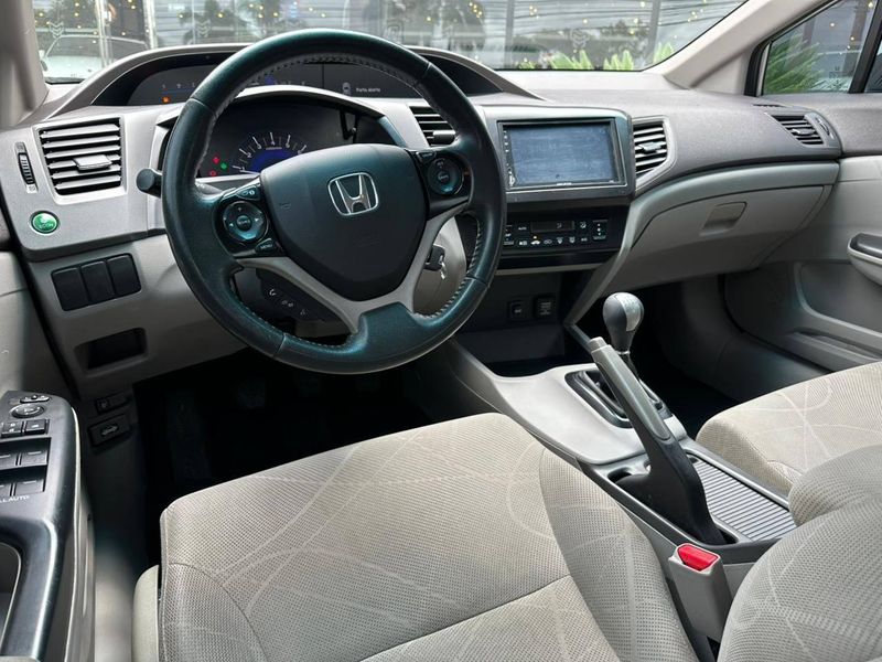 Honda Civic Sedan LXS 1.8/1.8 Flex 16V Mec 4p 2014/2014 CONCEPT MOTORS PASSO FUNDO / Carros no Vale Honda Civic Sedan LXS 1.8/1.8 Flex 16V Mec 4p 2014/2014 CONCEPT MOTORS PASSO FUNDO / Carros no Vale