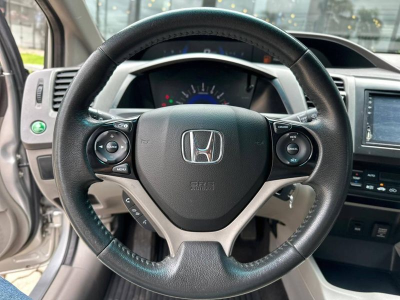 Honda Civic Sedan LXS 1.8/1.8 Flex 16V Mec 4p 2014/2014 CONCEPT MOTORS PASSO FUNDO / Carros no Vale Honda Civic Sedan LXS 1.8/1.8 Flex 16V Mec 4p 2014/2014 CONCEPT MOTORS PASSO FUNDO / Carros no Vale