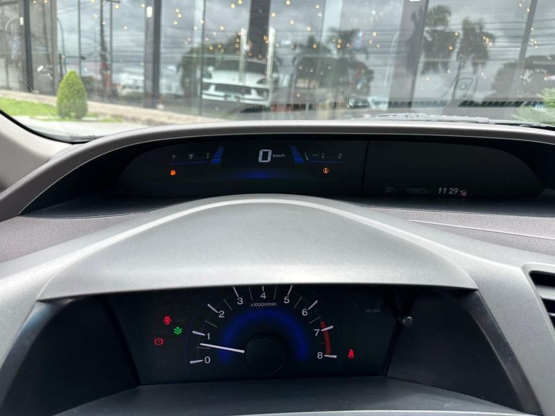 Honda Civic Sedan LXS 1.8/1.8 Flex 16V Mec 4p 2014/2014 CONCEPT MOTORS PASSO FUNDO / Carros no Vale Honda Civic Sedan LXS 1.8/1.8 Flex 16V Mec 4p 2014/2014 CONCEPT MOTORS PASSO FUNDO / Carros no Vale