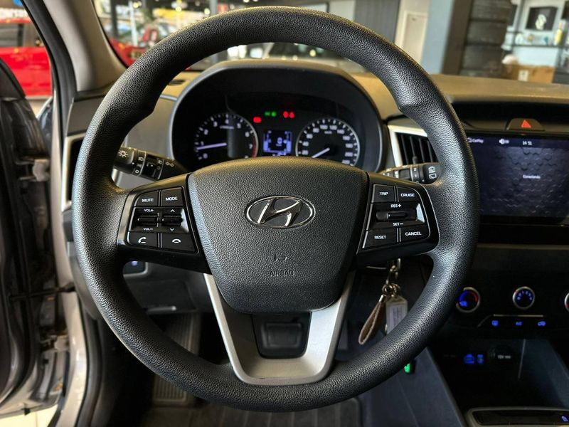 Hyundai Creta Pulse 1.6 16V Flex Aut. 2017/2017 CONCEPT MOTORS PASSO FUNDO / Carros no Vale Hyundai Creta Pulse 1.6 16V Flex Aut. 2017/2017 CONCEPT MOTORS PASSO FUNDO / Carros no Vale