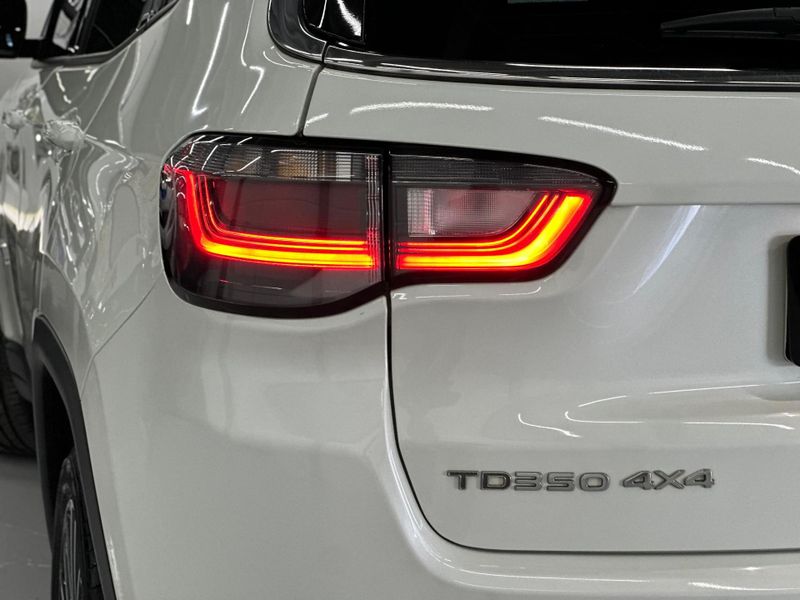 Jeep Compass LIMITED TD 350 2.0 4×4 Die Aut. 2021/2022 CONCEPT MOTORS PASSO FUNDO / Carros no Vale Jeep Compass LIMITED TD 350 2.0 4×4 Die Aut. 2021/2022 CONCEPT MOTORS PASSO FUNDO / Carros no Vale