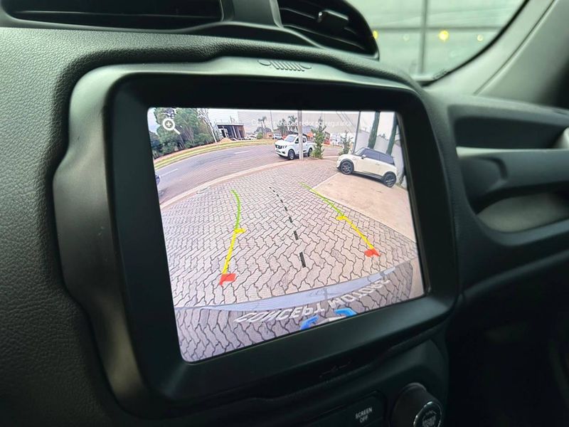 Jeep Renegade S T270 1.3 TB 4×4 Flex Aut. 2022/2022 CONCEPT MOTORS PASSO FUNDO / Carros no Vale