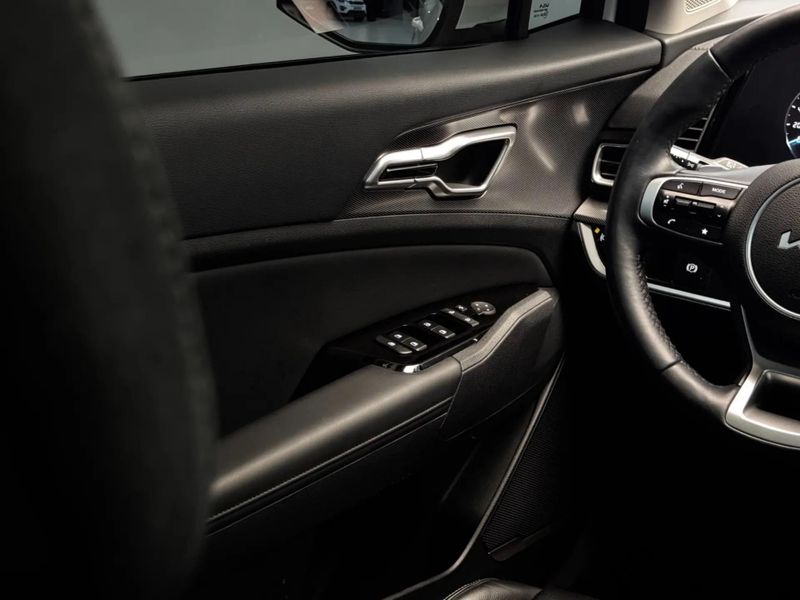 Kia Sportage EX Prestige 1.6 T-GDI (HÃ­brido) 2023/2024 CONCEPT MOTORS PASSO FUNDO / Carros no Vale