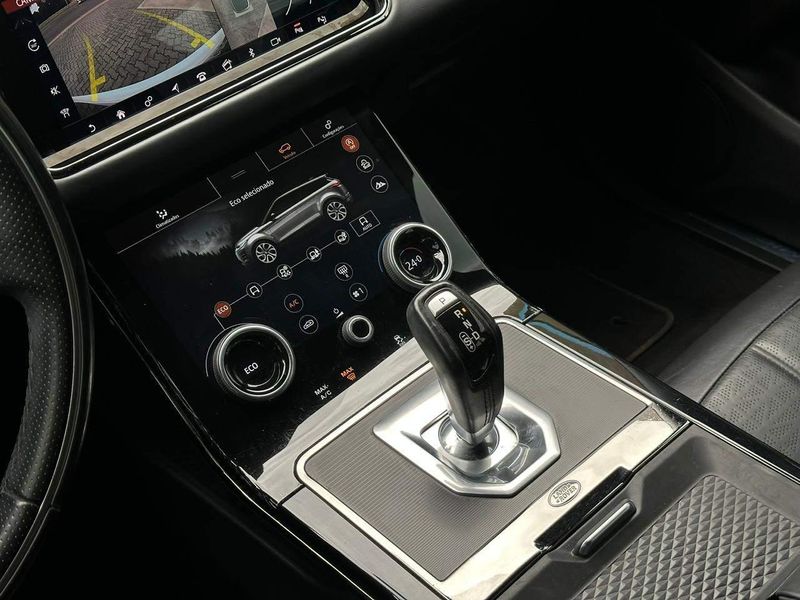 Land Rover Range Rover Evoque Range R EVO HSE Si4 R-Dyn.2.0 300cv Aut 2019/2020 CONCEPT MOTORS PASSO FUNDO / Carros no Vale Land Rover Range Rover Evoque Range R EVO HSE Si4 R-Dyn.2.0 300cv Aut 2019/2020 CONCEPT MOTORS PASSO FUNDO / Carros no Vale
