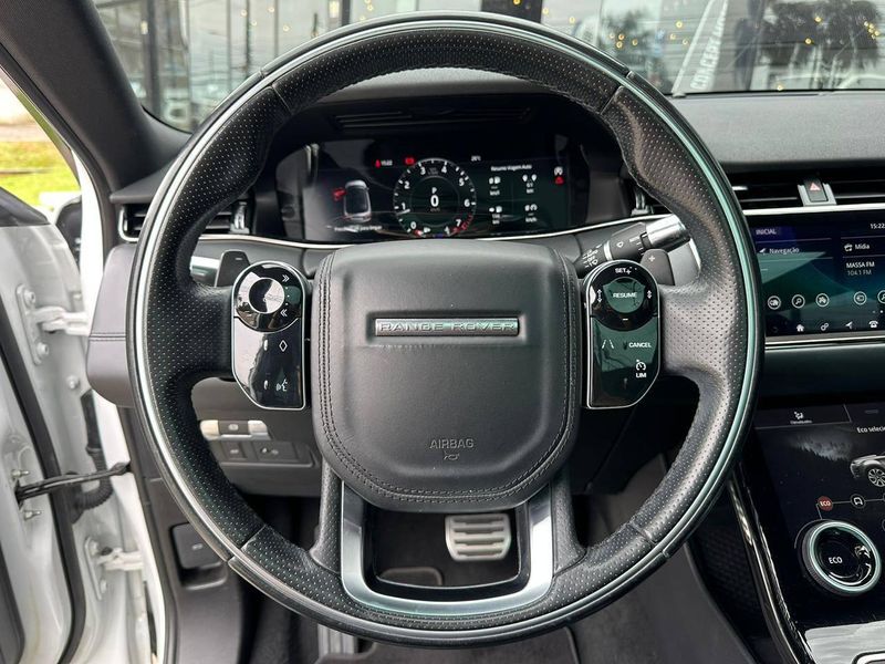 Land Rover Range Rover Evoque Range R EVO HSE Si4 R-Dyn.2.0 300cv Aut 2019/2020 CONCEPT MOTORS PASSO FUNDO / Carros no Vale Land Rover Range Rover Evoque Range R EVO HSE Si4 R-Dyn.2.0 300cv Aut 2019/2020 CONCEPT MOTORS PASSO FUNDO / Carros no Vale