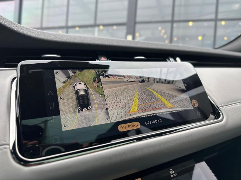 Land Rover Range Rover Evoque Range R.EVOQUE Si4 HSE Dyn 2.0/Flex Aut 2023/2023 CONCEPT MOTORS PASSO FUNDO / Carros no Vale Land Rover Range Rover Evoque Range R.EVOQUE Si4 HSE Dyn 2.0/Flex Aut 2023/2023 CONCEPT MOTORS PASSO FUNDO / Carros no Vale