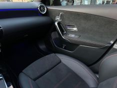 Mercedes-Benz A 200 200 AMG Line 1.3 TB Aut (HÃ­brido) 2023/2024 CONCEPT MOTORS PASSO FUNDO / Carros no Vale