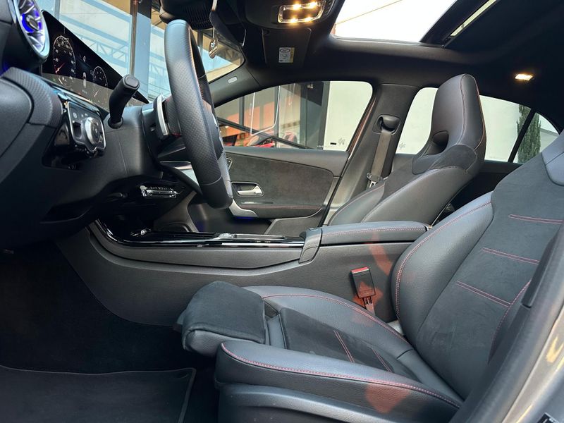 Mercedes-Benz A 200 200 AMG Line 1.3 TB Aut (HÃ­brido) 2023/2024 CONCEPT MOTORS PASSO FUNDO / Carros no Vale