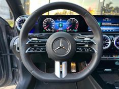 Mercedes-Benz A 200 200 AMG Line 1.3 TB Aut (HÃ­brido) 2023/2024 CONCEPT MOTORS PASSO FUNDO / Carros no Vale