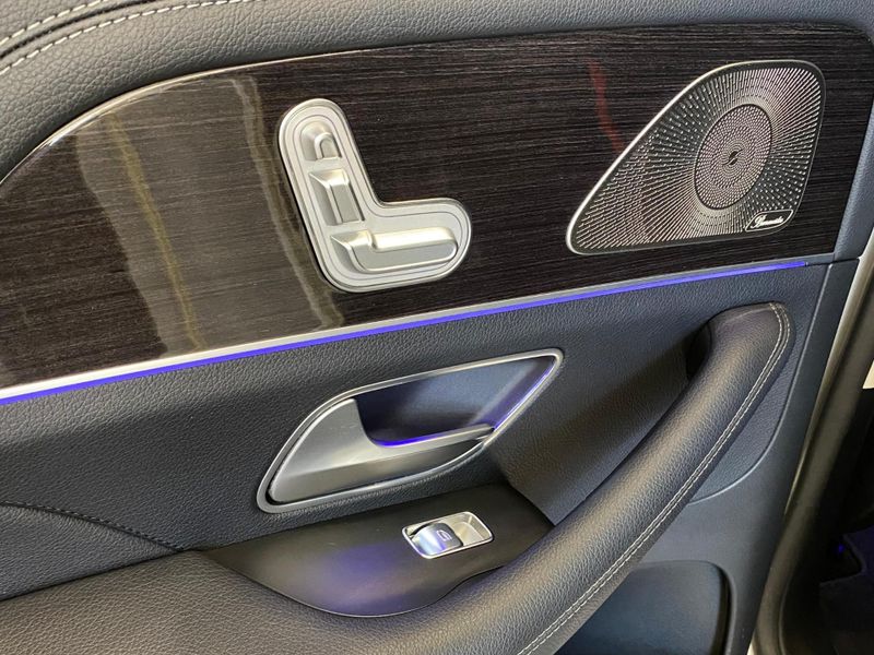 Mercedes-Benz GLE-400 3.0 TB 4MATIC Diesel Aut. 2020/2021 CONCEPT MOTORS PASSO FUNDO / Carros no Vale Mercedes-Benz GLE-400 3.0 TB 4MATIC Diesel Aut. 2020/2021 CONCEPT MOTORS PASSO FUNDO / Carros no Vale