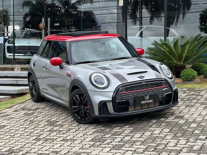 Mini John Cooper Works COOPER John Works 2.0 Turbo 3p Aut. 2023/2024 CONCEPT MOTORS PASSO FUNDO / Carros no Vale Mini John Cooper Works COOPER John Works 2.0 Turbo 3p Aut. 2023/2024 CONCEPT MOTORS PASSO FUNDO / Carros no Vale