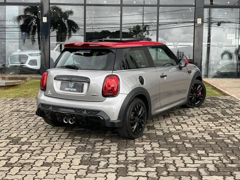 Mini John Cooper Works COOPER John Works 2.0 Turbo 3p Aut. 2023/2024 CONCEPT MOTORS PASSO FUNDO / Carros no Vale Mini John Cooper Works COOPER John Works 2.0 Turbo 3p Aut. 2023/2024 CONCEPT MOTORS PASSO FUNDO / Carros no Vale