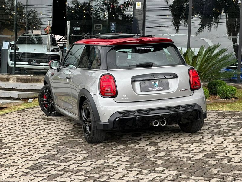 Mini John Cooper Works COOPER John Works 2.0 Turbo 3p Aut. 2023/2024 CONCEPT MOTORS PASSO FUNDO / Carros no Vale Mini John Cooper Works COOPER John Works 2.0 Turbo 3p Aut. 2023/2024 CONCEPT MOTORS PASSO FUNDO / Carros no Vale