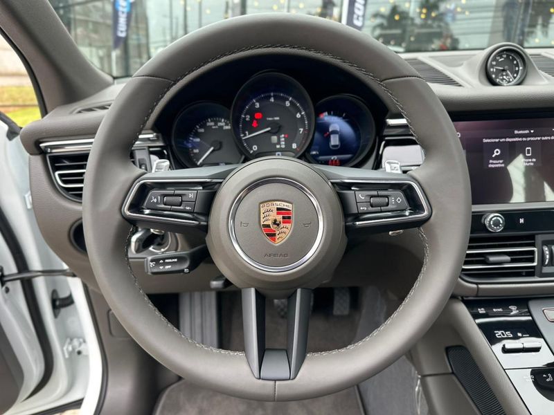 Porsche Macan 2.0 Turbo 2025/2026 CONCEPT MOTORS PASSO FUNDO / Carros no Vale Porsche Macan 2.0 Turbo 2025/2026 CONCEPT MOTORS PASSO FUNDO / Carros no Vale