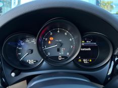 Porsche Macan 2.0 Turbo 2022/2022 CONCEPT MOTORS PASSO FUNDO / Carros no Vale