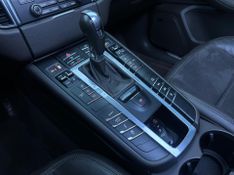 Porsche Macan GTS 3.0 Bi-Turbo 360cv 2016/2017 CONCEPT MOTORS PASSO FUNDO / Carros no Vale