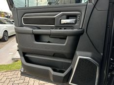 Ram 2500 LARAM 6.7 NIGHT ED TB CD 4×4 Die. 2023/2024 CONCEPT MOTORS PASSO FUNDO / Carros no Vale