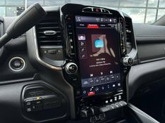 Ram 2500 LARAM 6.7 NIGHT ED TB CD 4×4 Die. 2023/2024 CONCEPT MOTORS PASSO FUNDO / Carros no Vale