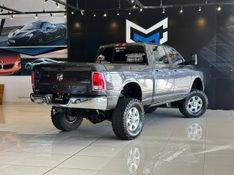 Ram 2500 LARAMIE 6.7 TDI CD 4×4 Diesel 2015/2016 CONCEPT MOTORS PASSO FUNDO / Carros no Vale