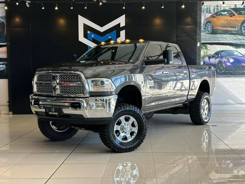 Ram 2500 LARAMIE 6.7 TDI CD 4×4 Diesel 2015/2016 CONCEPT MOTORS PASSO FUNDO / Carros no Vale
