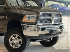 Ram 2500 LARAMIE 6.7 TDI CD 4×4 Diesel 2015/2016 CONCEPT MOTORS PASSO FUNDO / Carros no Vale