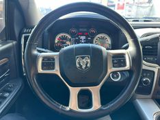 Ram 2500 LARAMIE 6.7 TDI CD 4×4 Diesel 2015/2016 CONCEPT MOTORS PASSO FUNDO / Carros no Vale