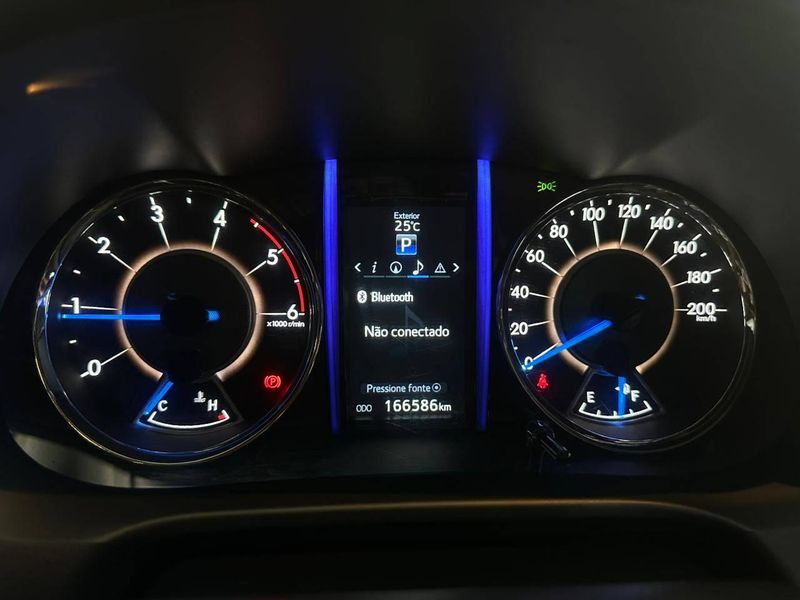 Toyota Hilux SW4 SRX 4×4 2.8 TDI 16V Dies Aut. 2018/2019 CONCEPT MOTORS PASSO FUNDO / Carros no Vale Toyota Hilux SW4 SRX 4×4 2.8 TDI 16V Dies Aut. 2018/2019 CONCEPT MOTORS PASSO FUNDO / Carros no Vale