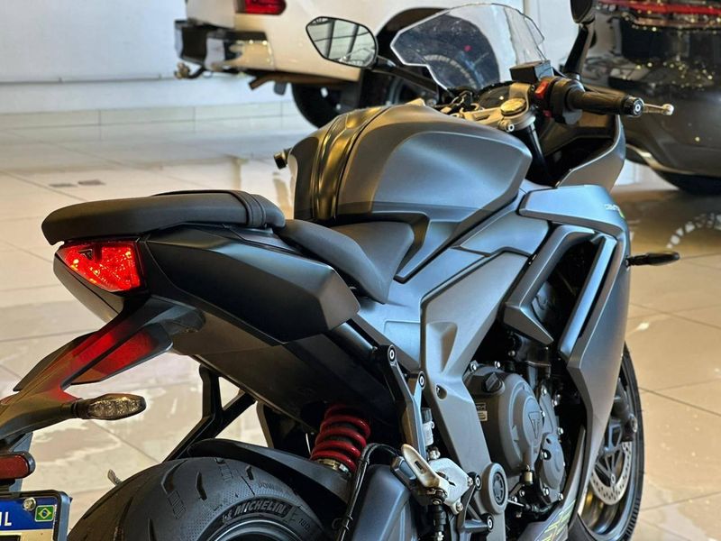 Triumph Daytona 660 2024/2024 CONCEPT MOTORS PASSO FUNDO / Carros no Vale