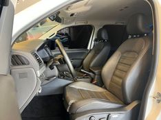 Volkswagen Amarok Highline CD 3.0 4×4 TB Dies Aut. 2018/2018 CONCEPT MOTORS PASSO FUNDO / Carros no Vale