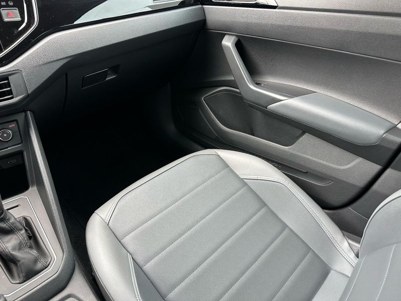 Volkswagen Nivus Highline 1.0 200 TSI Flex Aut. 2021/2021 CONCEPT MOTORS PASSO FUNDO / Carros no Vale