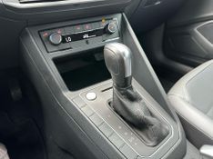 Volkswagen Nivus Highline 1.0 200 TSI Flex Aut. 2021/2021 CONCEPT MOTORS PASSO FUNDO / Carros no Vale