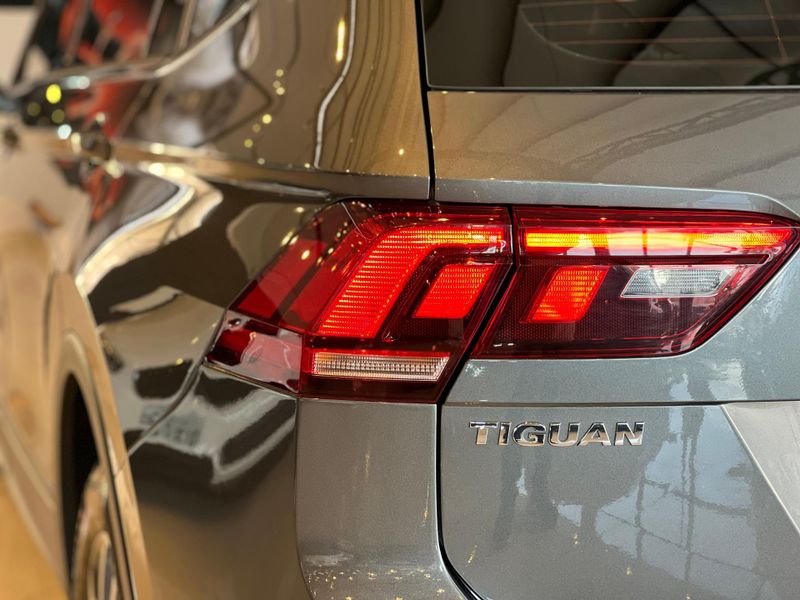 Volkswagen Tiguan Allspac 250 TSI 1.4 Flex 2019/2019 CONCEPT MOTORS PASSO FUNDO / Carros no Vale