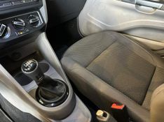 Volkswagen Voyage COMF/Highli 1.6 T.Flex 8V 4p 2017/2018 CONCEPT MOTORS PASSO FUNDO / Carros no Vale