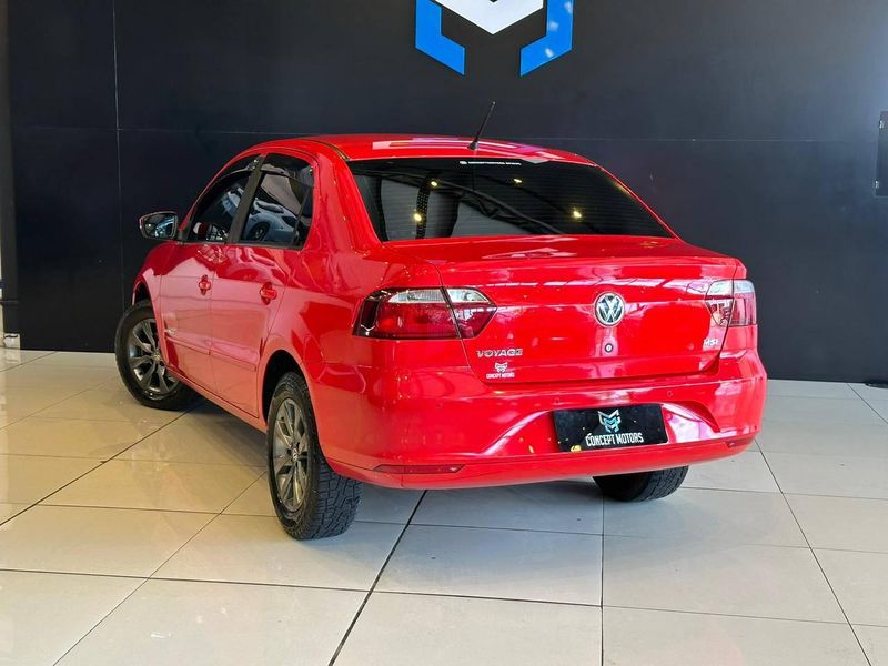 Volkswagen Voyage COMF/Highli 1.6 T.Flex 8V 4p 2017/2018 CONCEPT MOTORS PASSO FUNDO / Carros no Vale Volkswagen Voyage COMF/Highli 1.6 T.Flex 8V 4p 2017/2018 CONCEPT MOTORS PASSO FUNDO / Carros no Vale