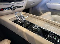 Volvo XC60 T-8 INSCRIPTION 2.0 (HÃ­brido) 2021/2022 CONCEPT MOTORS PASSO FUNDO / Carros no Vale