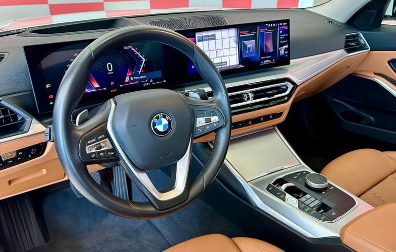 BMW 320iA Modern/Sport TB 2.0/A./GP 2023/2024 PC VEÍCULOS SANTA CRUZ DO SUL / Carros no Vale