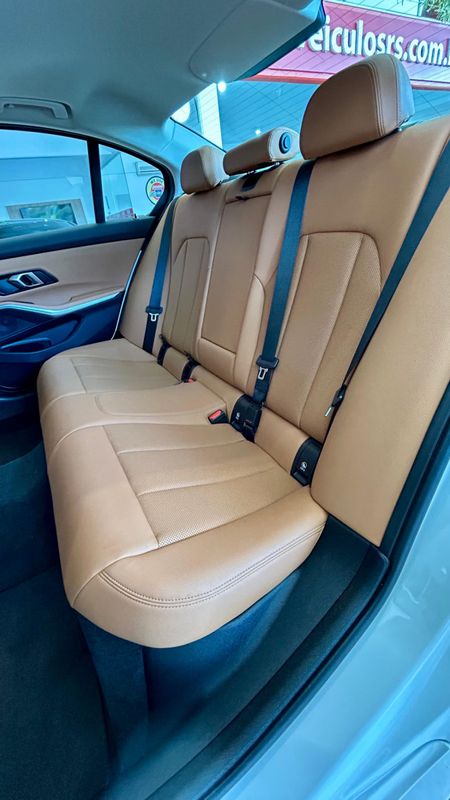 BMW 320iA Modern/Sport TB 2.0/A./GP 2023/2024 PC VEÍCULOS SANTA CRUZ DO SUL / Carros no Vale