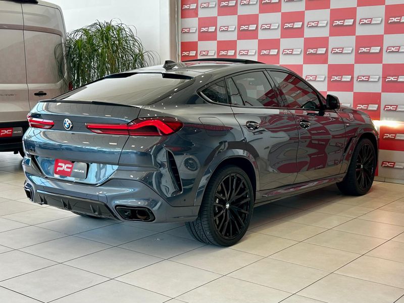 BMW X6 XDRIVE 40i M Sport 3.0 Bi-Turbo 2020/2021 PC VEÍCULOS SANTA CRUZ DO SUL / Carros no Vale