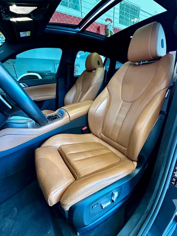 BMW X6 XDRIVE 40i M Sport 3.0 Bi-Turbo 2020/2021 PC VEÍCULOS SANTA CRUZ DO SUL / Carros no Vale