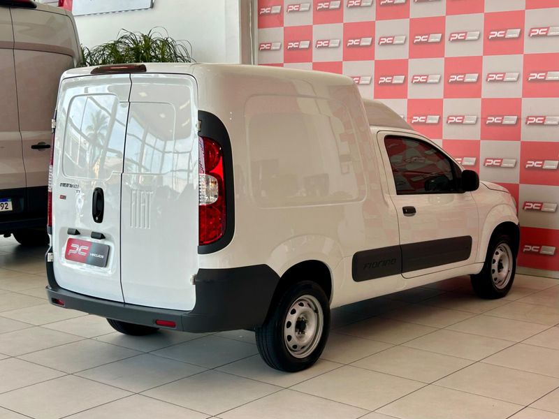 Fiat Fiorino Furgão Work HARD 1.4 8V 2017/2018 PC VEÍCULOS SANTA CRUZ DO SUL / Carros no Vale