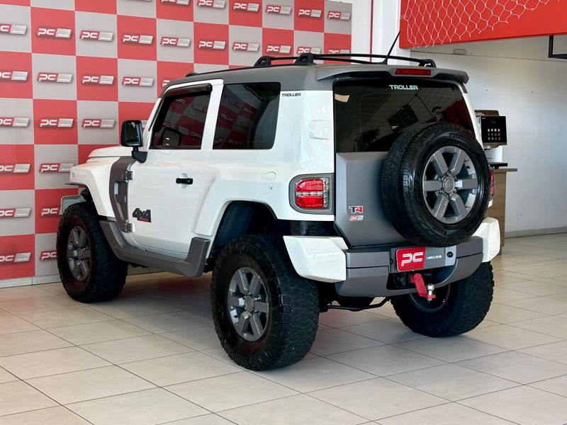 Troller T-4 4×4 3.2 20V Tdi Cap Rígida 2017/2018 PC VEÍCULOS SANTA CRUZ DO SUL / Carros no Vale