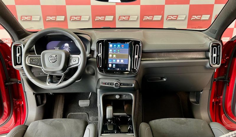 Volvo C40 Twin Ultimate (Elétrico) 2022/2023 PC VEÍCULOS SANTA CRUZ DO SUL / Carros no Vale