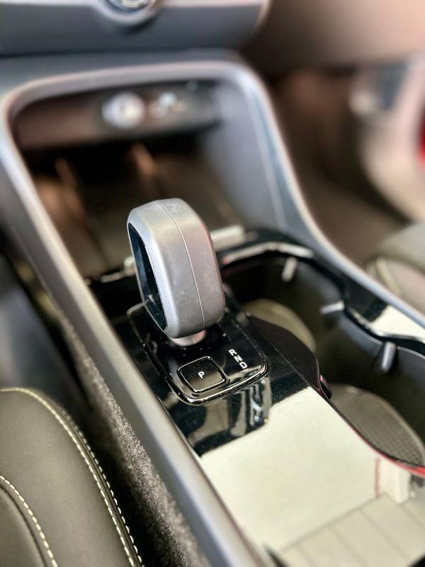 Volvo C40 Twin Ultimate (Elétrico) 2022/2023 PC VEÍCULOS SANTA CRUZ DO SUL / Carros no Vale Volvo C40 Twin Ultimate (Elétrico) 2022/2023 PC VEÍCULOS SANTA CRUZ DO SUL / Carros no Vale