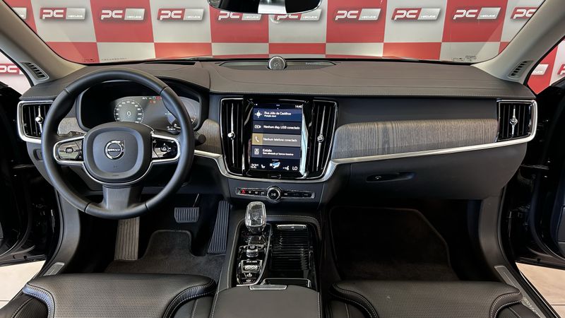 Volvo S90 T-8 INSCRIPT 2.0 AWD (Híbrido) 2020/2021 PC VEÍCULOS SANTA CRUZ DO SUL / Carros no Vale Volvo S90 T-8 INSCRIPT 2.0 AWD (Híbrido) 2020/2021 PC VEÍCULOS SANTA CRUZ DO SUL / Carros no Vale