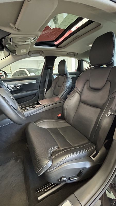 Volvo S90 T-8 INSCRIPT 2.0 AWD (Híbrido) 2020/2021 PC VEÍCULOS SANTA CRUZ DO SUL / Carros no Vale Volvo S90 T-8 INSCRIPT 2.0 AWD (Híbrido) 2020/2021 PC VEÍCULOS SANTA CRUZ DO SUL / Carros no Vale