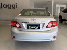 TOYOTA COROLLA 1.8 SEG 16V 2009/2010 MALAGGI VEÍCULOS ENCANTADO / Carros no Vale