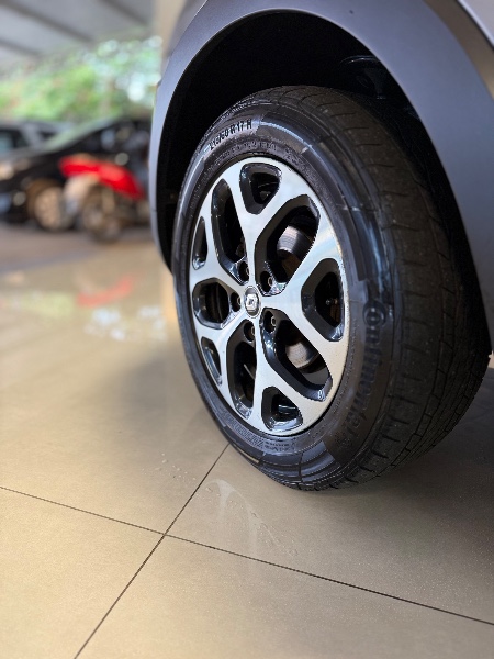 RENAULT CAPTUR 1.6 16V SCE FLEX BOSE X-TRONIC 2020/2021 MALAGGI VEÍCULOS ENCANTADO / Carros no Vale RENAULT CAPTUR 1.6 16V SCE FLEX BOSE X-TRONIC 2020/2021 MALAGGI VEÍCULOS ENCANTADO / Carros no Vale