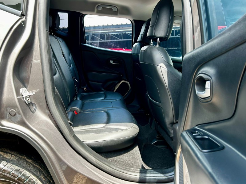 JEEP RENEGADE 2.0 LONGITUDE 4X4 16V 2018/2018 AR MULTIMARCAS VENÂNCIO AIRES / Carros no Vale