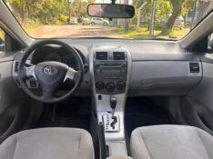 TOYOTA COROLLA GLI 1.8 /2014 MENEGHINI VEÍCULOS ARROIO DO MEIO / Carros no Vale